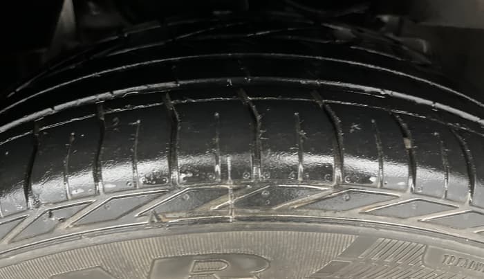 2022 Tata NEXON XZA PLUS SUNROOF PETROL, Petrol, Automatic, 29,069 km, Right Front Tyre Tread