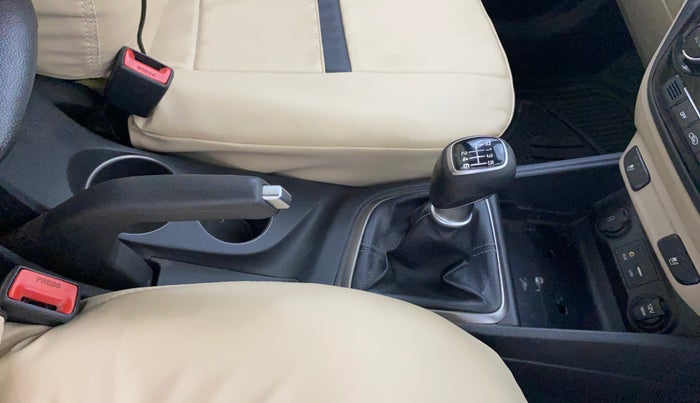 2019 Hyundai Verna 1.6 VTVT SX O, Petrol, Manual, 51,021 km, Gear Lever