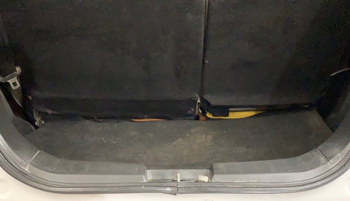 2018 Maruti Wagon R 1.0 LXI, Petrol, Manual, 43,089 km, Boot Inside