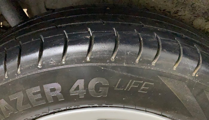 2018 Maruti Wagon R 1.0 LXI, Petrol, Manual, 43,089 km, Right Rear Tyre Tread