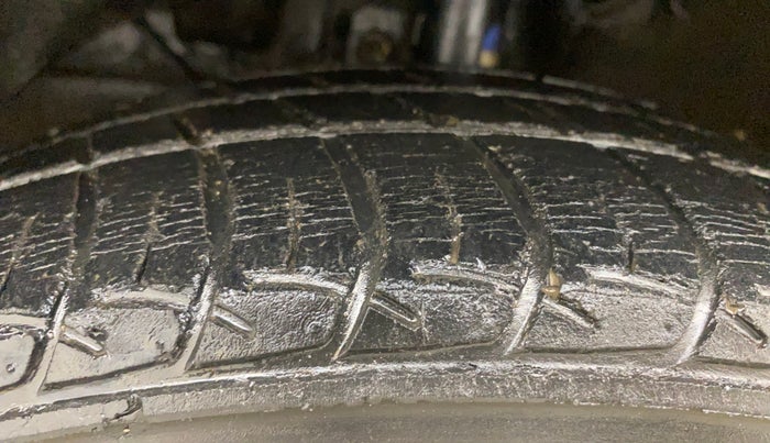 2018 Maruti Baleno DELTA PETROL 1.2, Petrol, Manual, 39,561 km, Left Front Tyre Tread