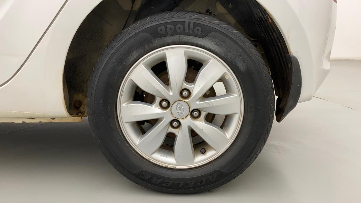 2013 Hyundai i20 SPORTZ 1.2, Petrol, Manual, 44,201 km, Left Rear Wheel