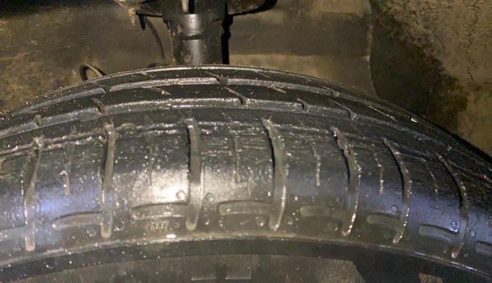 2021 Hyundai GRAND I10 NIOS SPORTZ AMT 1.2 KAPPA VTVT, Petrol, Automatic, 13,232 km, Right Front Tyre Tread