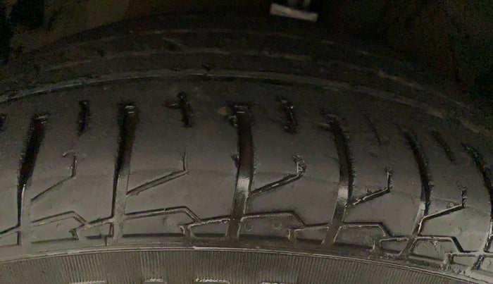 2018 Maruti S Cross ZETA 1.3, Diesel, Manual, 79,492 km, Right Rear Tyre Tread