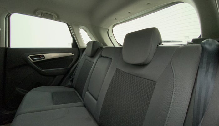 2017 Maruti Vitara Brezza ZDI PLUS, Diesel, Manual, 42,611 km, Right Side Rear Door Cabin