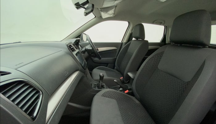 2017 Maruti Vitara Brezza ZDI PLUS, Diesel, Manual, 42,611 km, Right Side Front Door Cabin