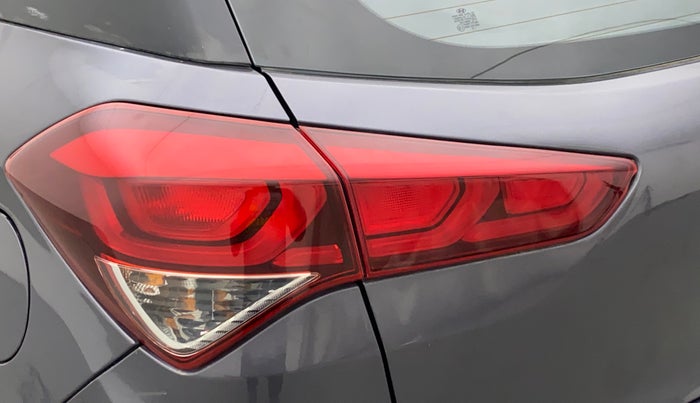 2016 Hyundai Elite i20 SPORTZ 1.2, Petrol, Manual, 35,837 km, Left tail light - Minor damage