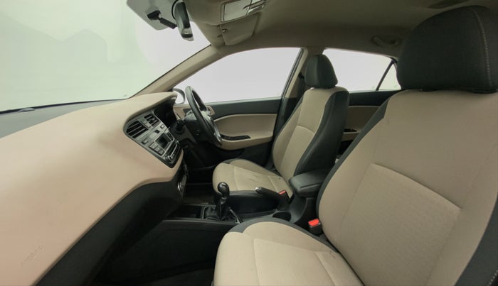 2016 Hyundai Elite i20 SPORTZ 1.2, Petrol, Manual, 35,837 km, Right Side Front Door Cabin