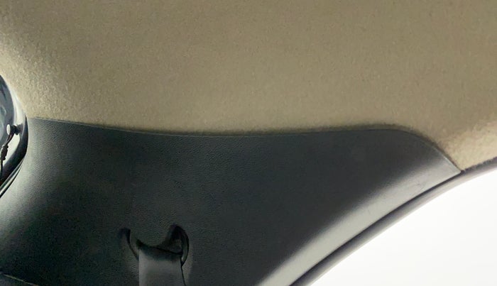2016 Hyundai Elite i20 SPORTZ 1.2, Petrol, Manual, 35,837 km, Left C pillar - Trim cover damaged