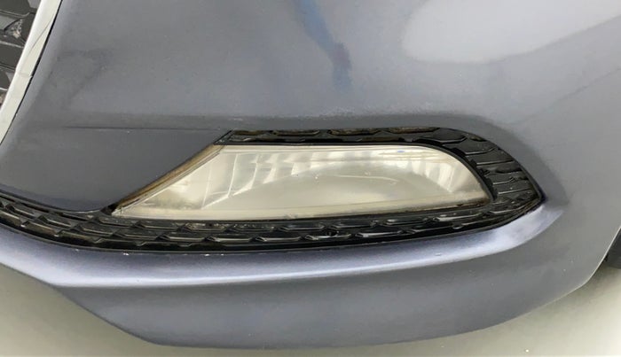 2016 Hyundai Elite i20 SPORTZ 1.2, Petrol, Manual, 35,837 km, Left fog light - Not fixed properly