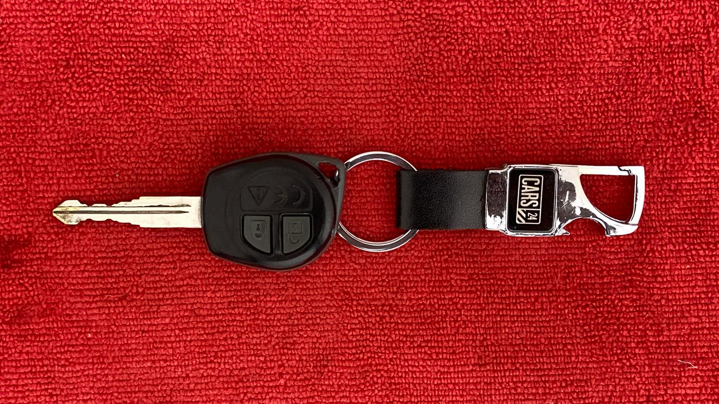 2020 Maruti S PRESSO VXI CNG, CNG, Manual, 39,998 km, Key Close Up