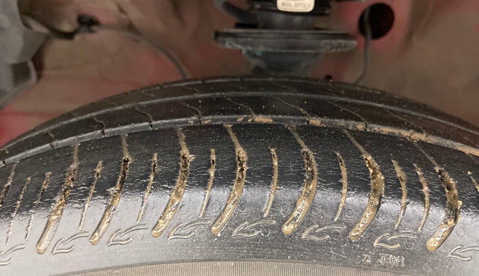 2020 Maruti S PRESSO VXI CNG, CNG, Manual, 39,998 km, Left Front Tyre Tread