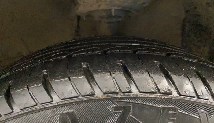 2018 Hyundai Grand i10 SPORTZ 1.2 KAPPA VTVT, Petrol, Manual, 77,374 km, Right Front Tyre Tread