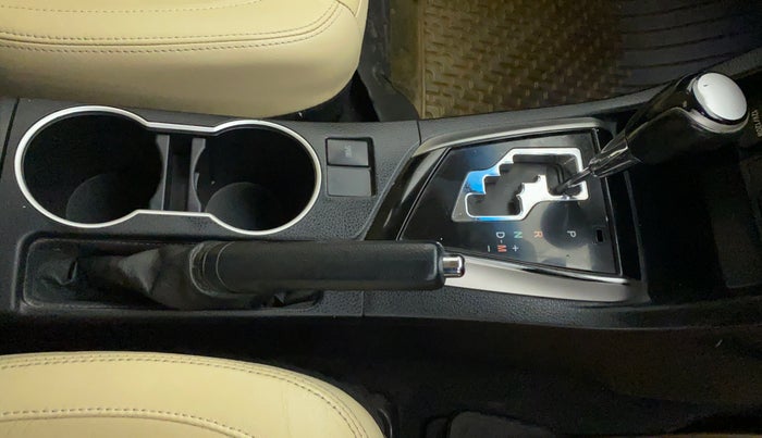 2018 Toyota Corolla Altis VL CVT PETROL, Petrol, Automatic, 77,581 km, Gear Lever