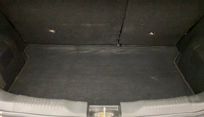 2017 Maruti IGNIS DELTA 1.2 AMT, Petrol, Automatic, 21,536 km, Boot Inside