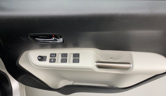 2017 Maruti IGNIS DELTA 1.2 AMT, Petrol, Automatic, 21,536 km, Driver Side Door Panels Control