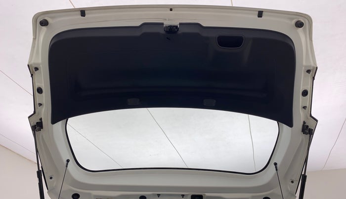 2021 Tata ALTROZ XT 1.2, Petrol, Manual, 13,420 km, Boot Door Open