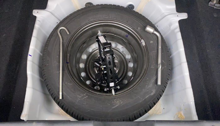 2021 Tata ALTROZ XT 1.2, Petrol, Manual, 13,420 km, Spare Tyre