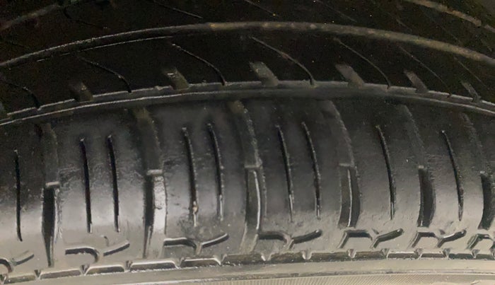 2016 Tata Nano TWIST XTA, Petrol, Automatic, 25,271 km, Left Rear Tyre Tread