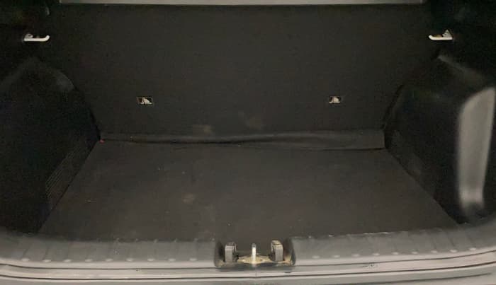 2023 KIA SONET HTK PLUS 1.0 IMT, Petrol, Manual, 9,341 km, Boot Inside