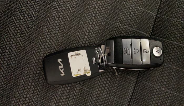2023 KIA SONET HTK PLUS 1.0 IMT, Petrol, Manual, 9,341 km, Key Close Up