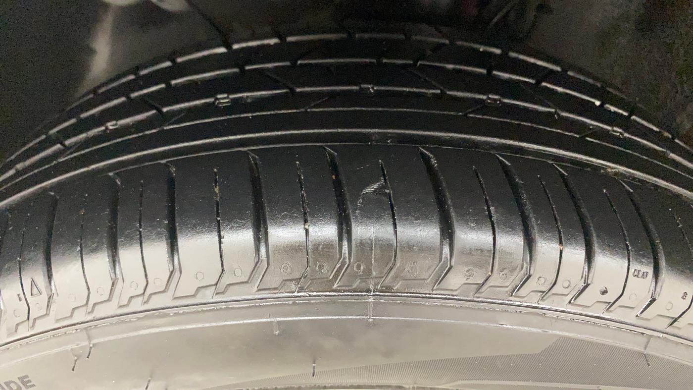 2018 Hyundai i20 Active 1.2 S, Petrol, Manual, 36,603 km, Left Front Tyre Tread