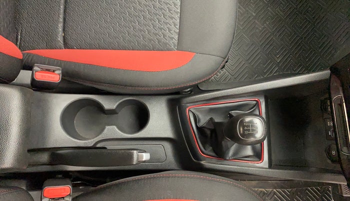2018 Hyundai i20 Active 1.2 S, Petrol, Manual, 36,603 km, Gear Lever