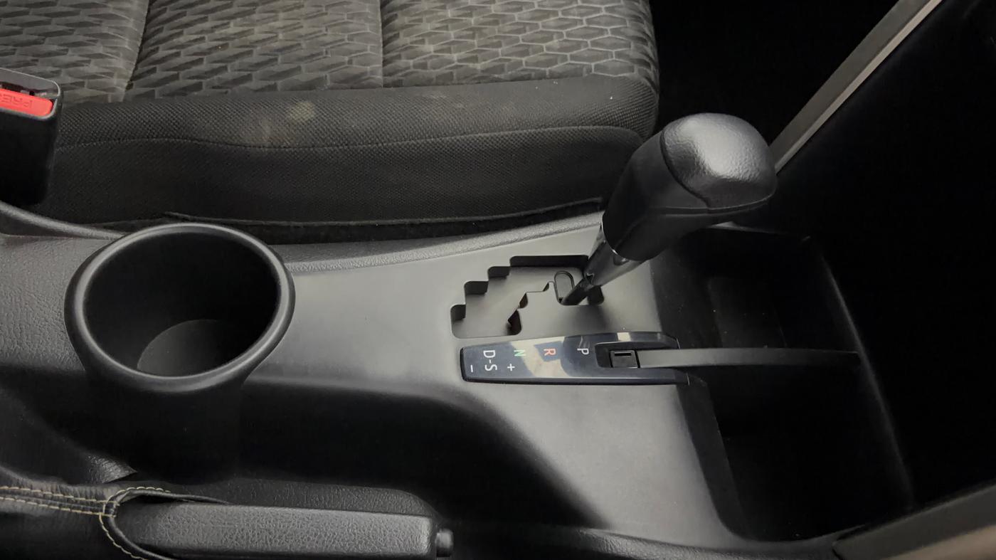 2019 Toyota Innova Crysta 2.7 GX AT 7 STR, Petrol, Automatic, 37,755 km, Gear Lever