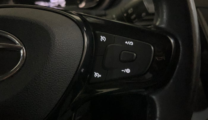 2022 Tata NEXON XZ PLUS PETROL SUNROOF, Petrol, Manual, 17,310 km, Adaptive Cruise Control