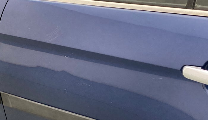 2017 Maruti Ciaz SIGMA DIESEL 1.3, Diesel, Manual, 97,515 km, Rear left door - Minor scratches