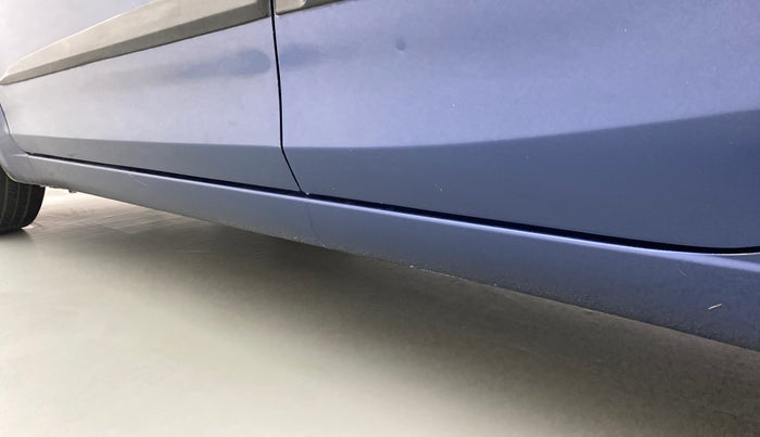 2017 Maruti Ciaz SIGMA DIESEL 1.3, Diesel, Manual, 97,515 km, Left running board - Minor scratches