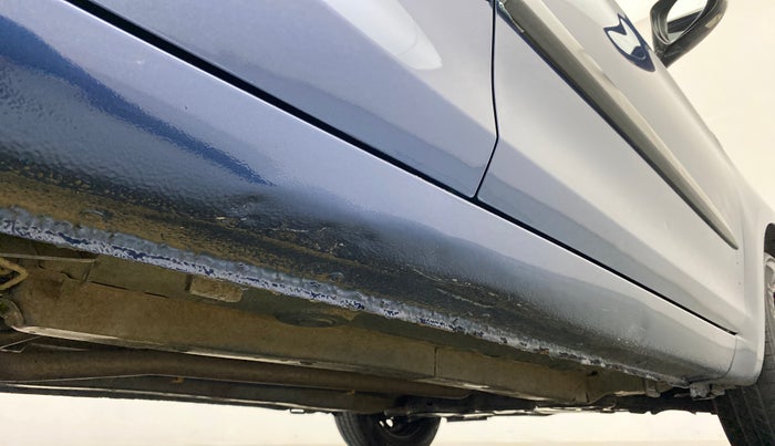2017 Maruti Ciaz SIGMA DIESEL 1.3, Diesel, Manual, 97,515 km, Right running board - Minor scratches