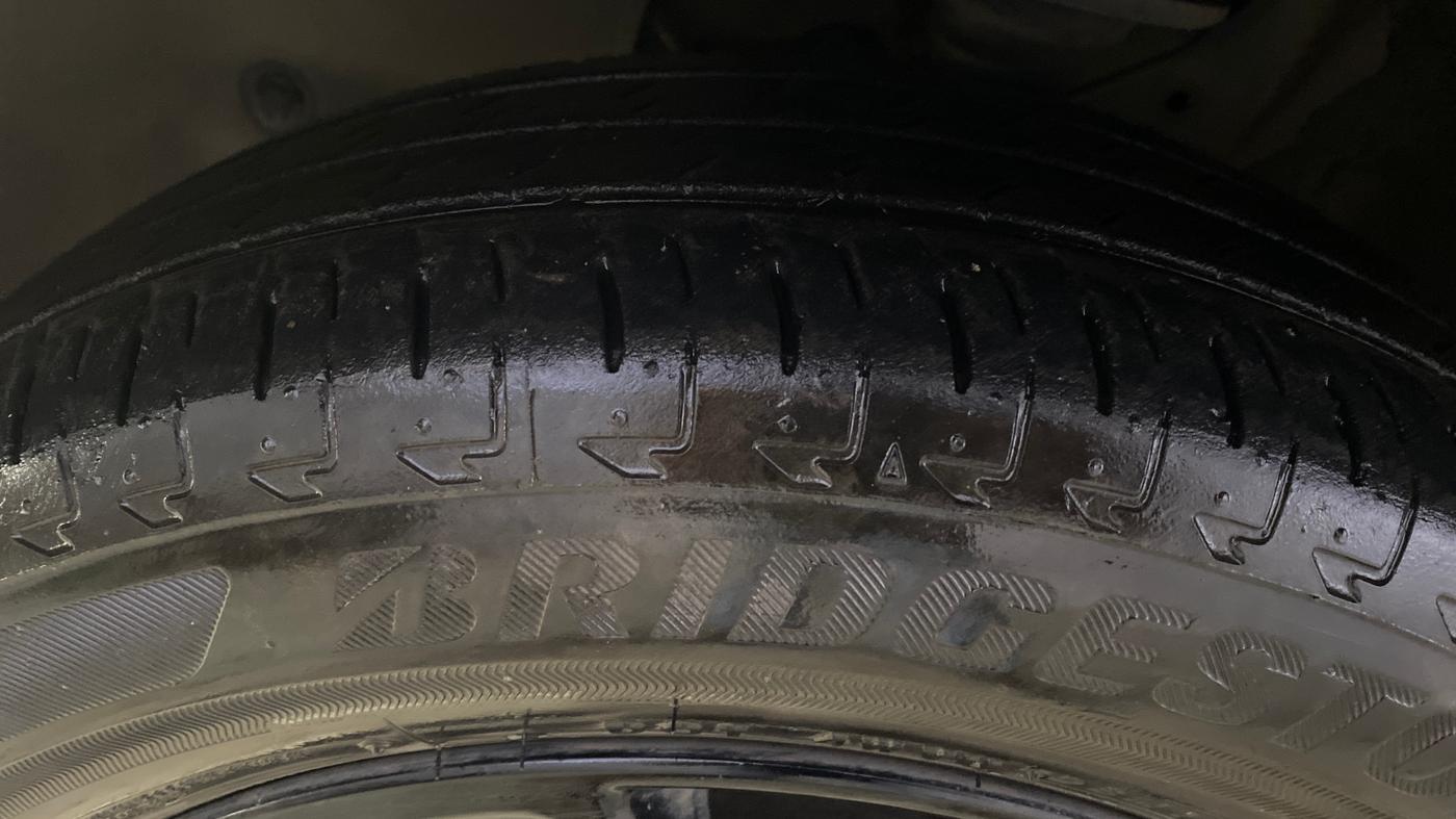 2024 Maruti IGNIS ALPHA 1.2 AMT, Petrol, Automatic, 27,311 km, Left Front Tyre Tread