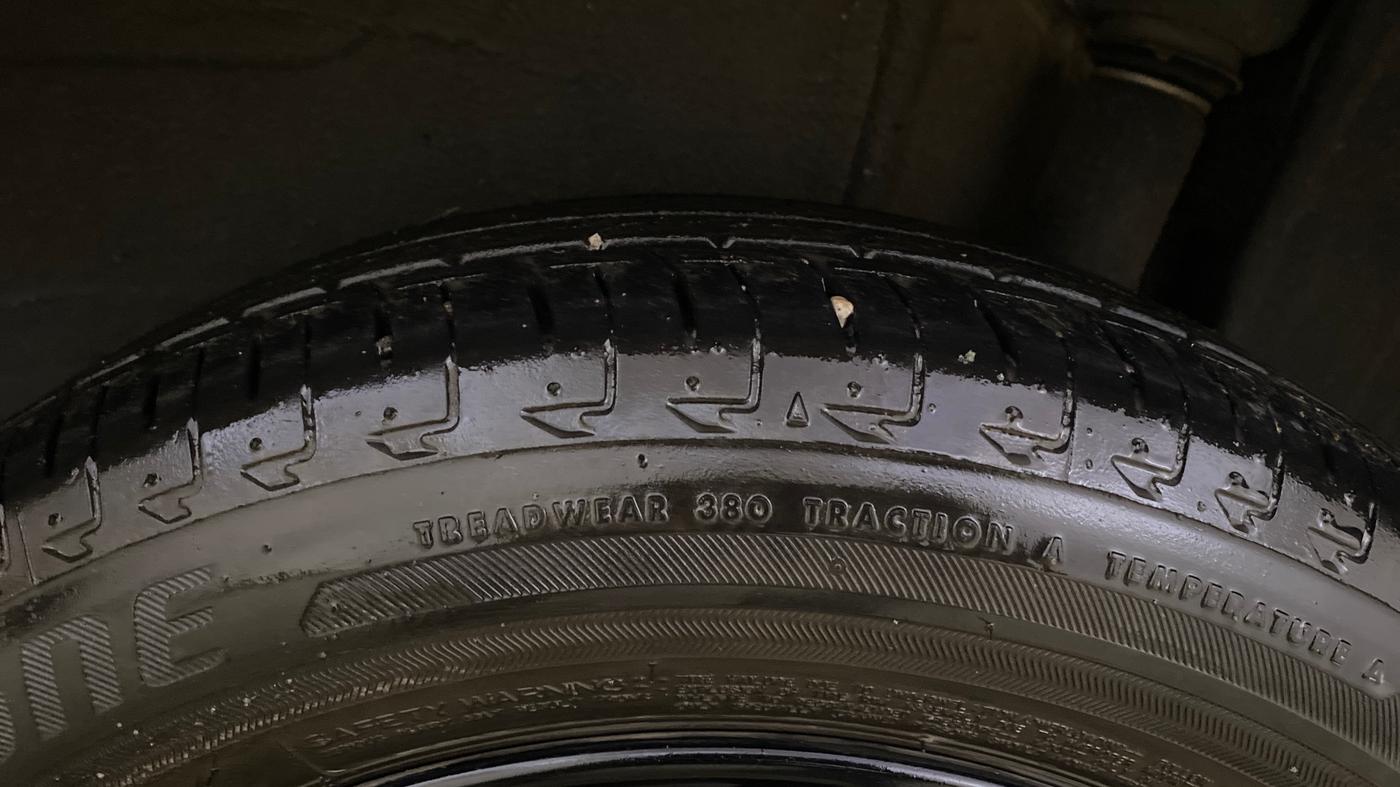 2024 Maruti IGNIS ALPHA 1.2 AMT, Petrol, Automatic, 27,311 km, Left Rear Tyre Tread