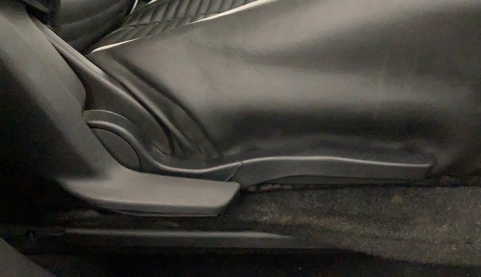 2021 Maruti Baleno ZETA CVT PETROL 1.2, Petrol, Automatic, 52,603 km, Driver Side Adjustment Panel