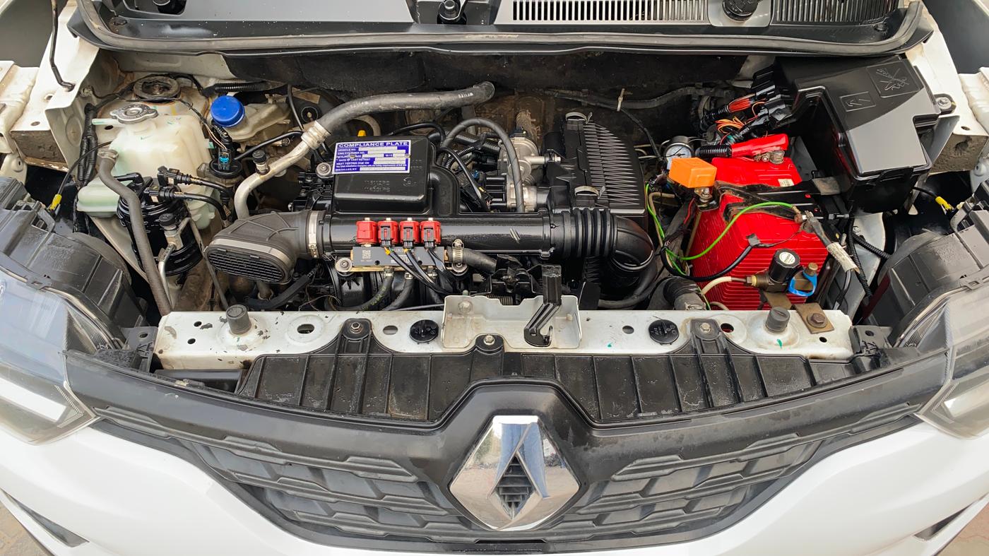 2022 Renault TRIBER RXL MT, CNG, Manual, 51,509 km, Engine View