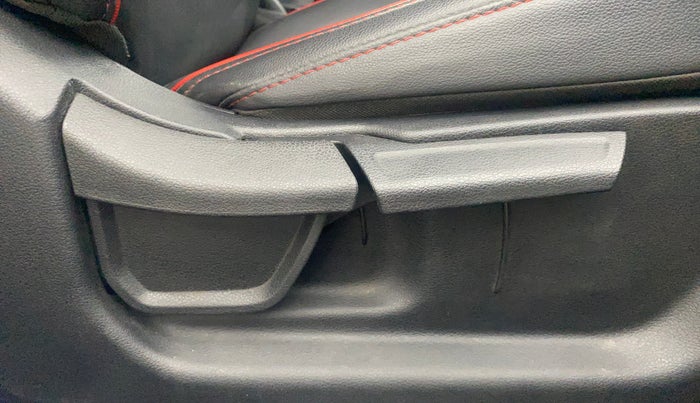 2022 Hyundai NEW I20 N LINE N8 1.0 TURBO GDI IMT, Petrol, Manual, 38,276 km, Driver Side Adjustment Panel