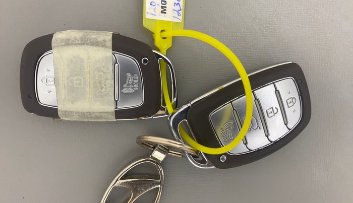 2022 Hyundai NEW I20 N LINE N8 1.0 TURBO GDI IMT, Petrol, Manual, 38,276 km, Key Close Up