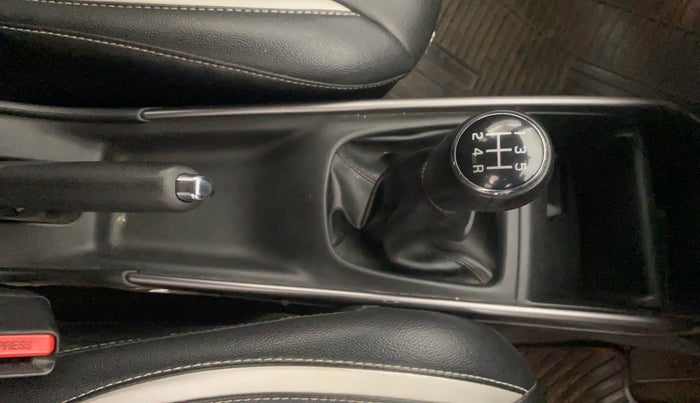 2019 Maruti Baleno ZETA PETROL 1.2, Petrol, Manual, 67,632 km, Gear Lever