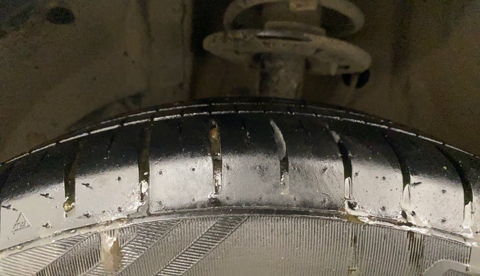 2019 Maruti Baleno ZETA PETROL 1.2, Petrol, Manual, 67,632 km, Left Front Tyre Tread