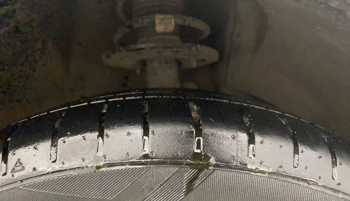 2019 Maruti Baleno ZETA PETROL 1.2, Petrol, Manual, 67,632 km, Right Front Tyre Tread