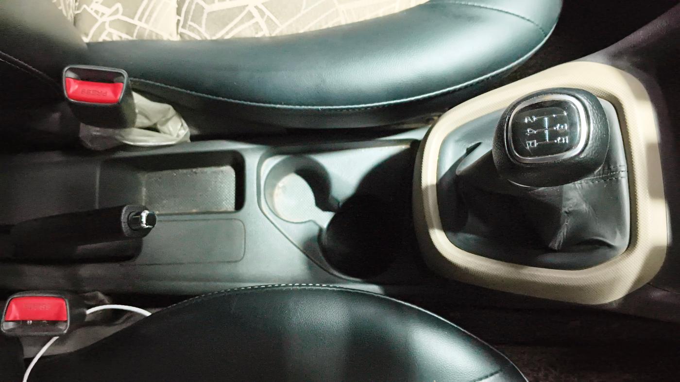 2019 Hyundai Grand i10 SPORTZ 1.2 KAPPA VTVT, CNG, Manual, 55,270 km, Gear Lever