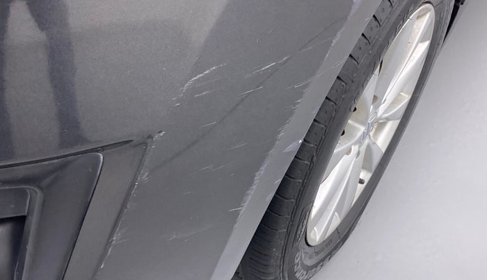 2015 Maruti Ertiga ZDI, Diesel, Manual, 63,611 km, Front bumper - Minor scratches