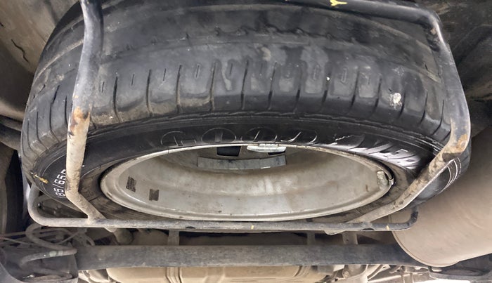 2015 Maruti Ertiga ZDI, Diesel, Manual, 63,611 km, Spare Tyre