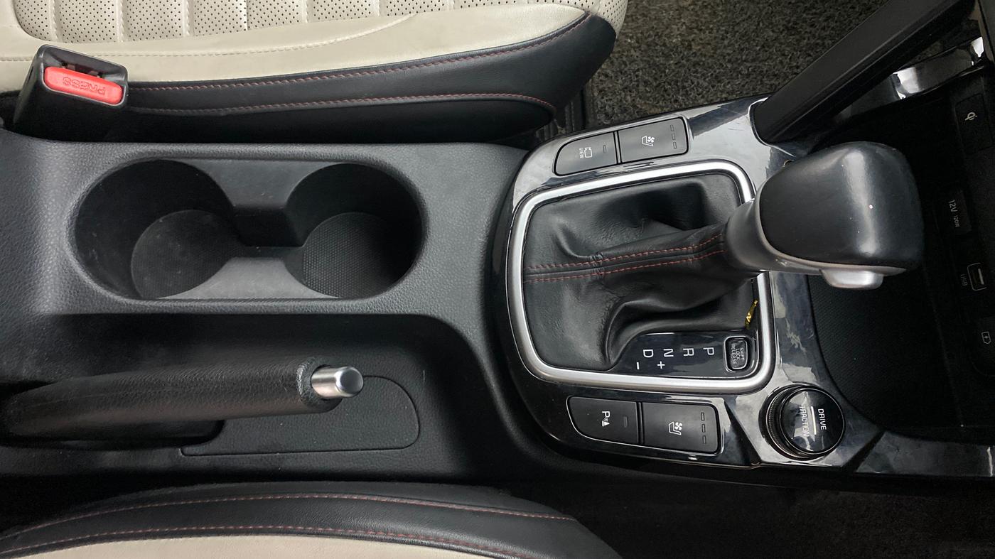 2020 KIA SELTOS GTX PLUS AT 1.5 DIESEL, Diesel, Automatic, 1,00,846 km, Gear Lever