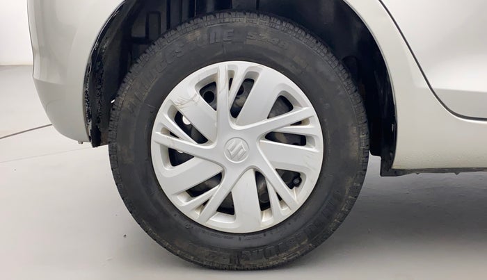 2017 Maruti Swift VXI O, Petrol, Manual, 43,006 km, Right Rear Wheel