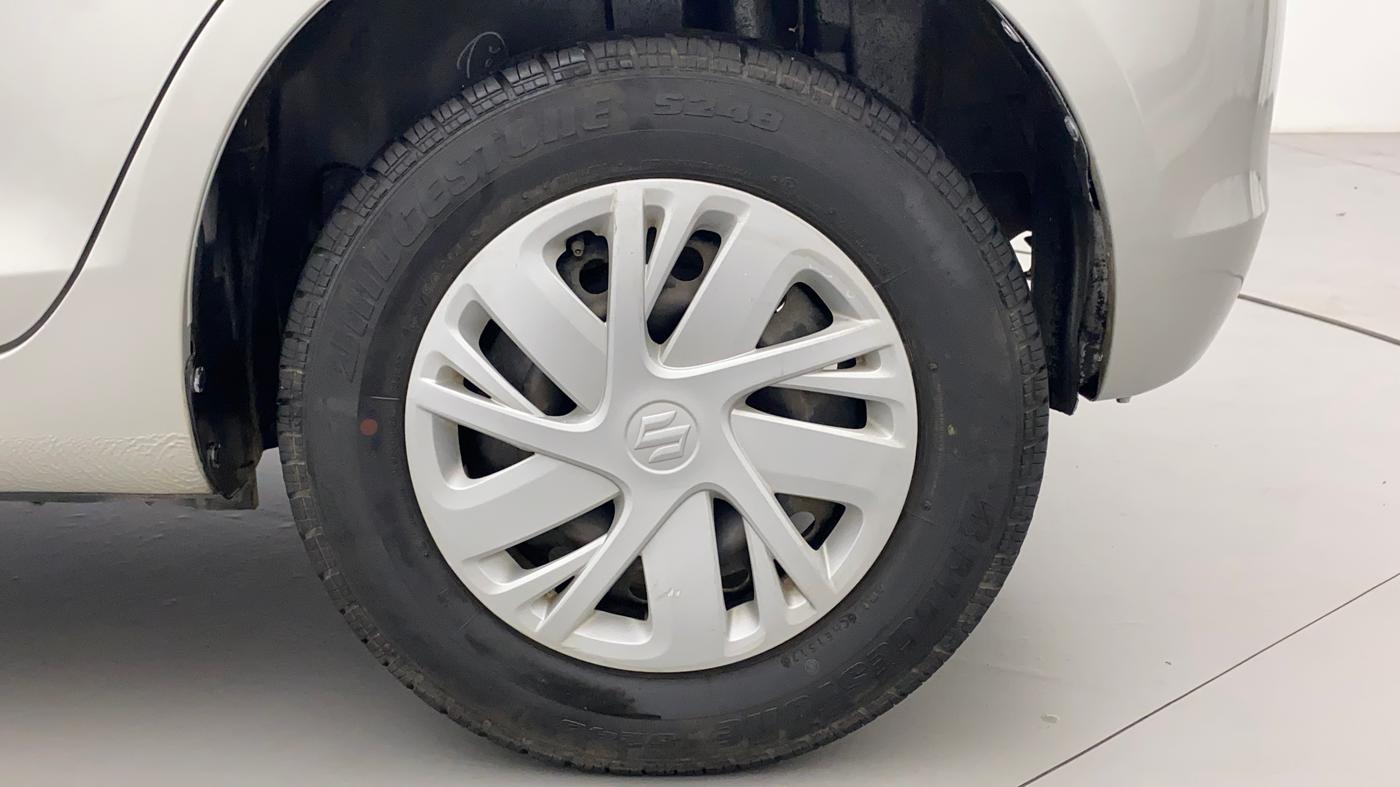 2017 Maruti Swift VXI O, Petrol, Manual, 43,006 km, Left Rear Wheel