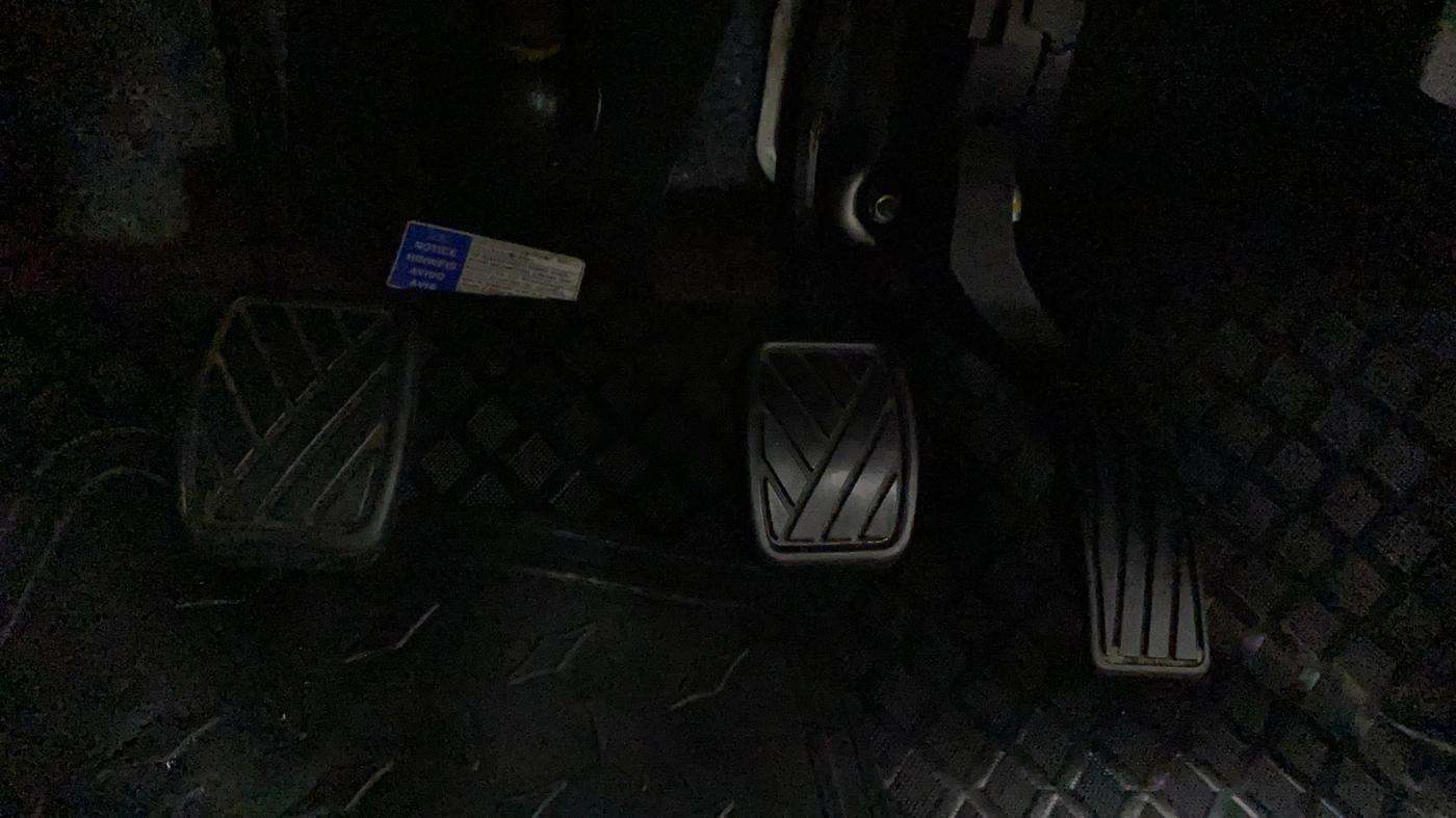2017 Maruti Swift VXI O, Petrol, Manual, 43,006 km, Pedals