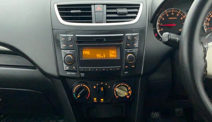 2017 Maruti Swift VXI O, Petrol, Manual, 43,006 km, Air Conditioner