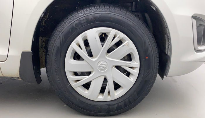 2017 Maruti Swift VXI O, Petrol, Manual, 43,006 km, Right Front Wheel